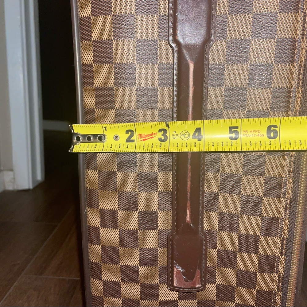 LV - Picture 10 of 12